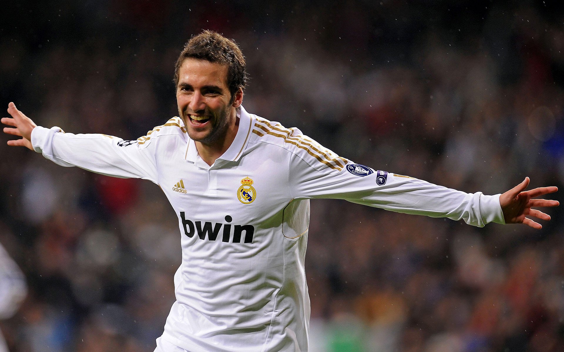 武切维奇，从水货到关键先生，他用一记绝杀完成自我救赎